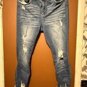 Judy Blue Distressed Blue Ankle Jeans